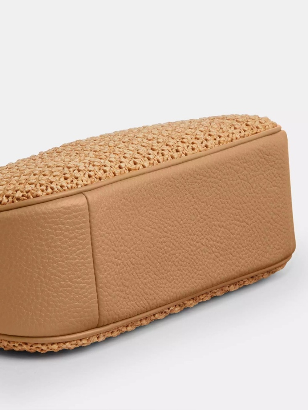 NWT COACH Teri Shoulder Bag With Charm CEC43 straw/Im/Toast Leather - Picture 3 of 7